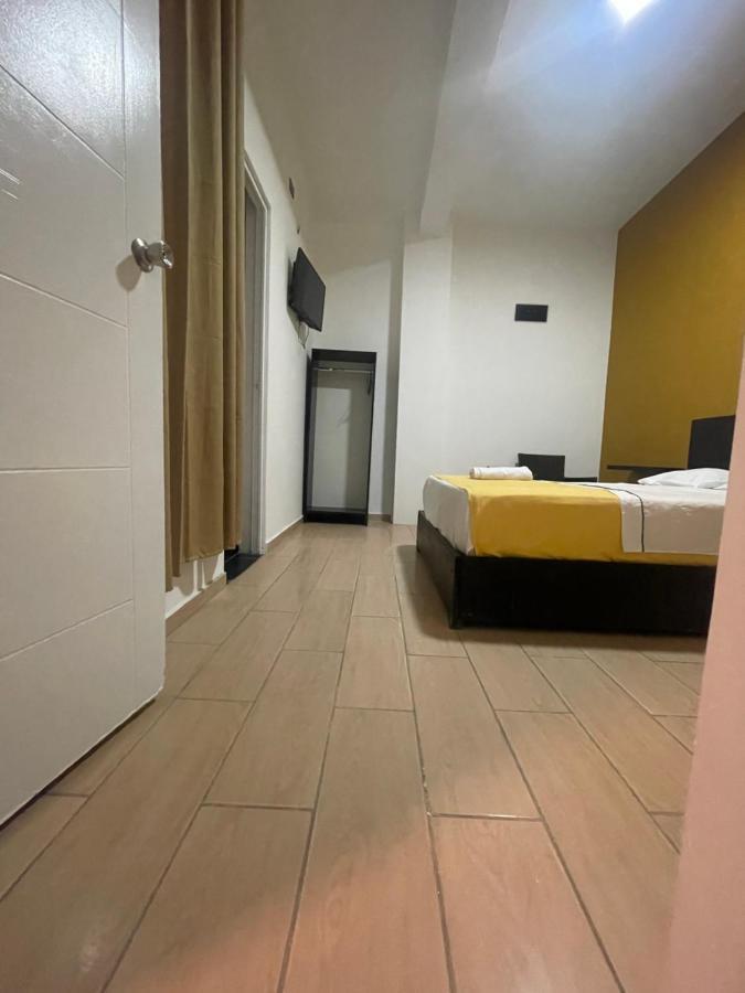 Hotel Central タラポト エクステリア 写真